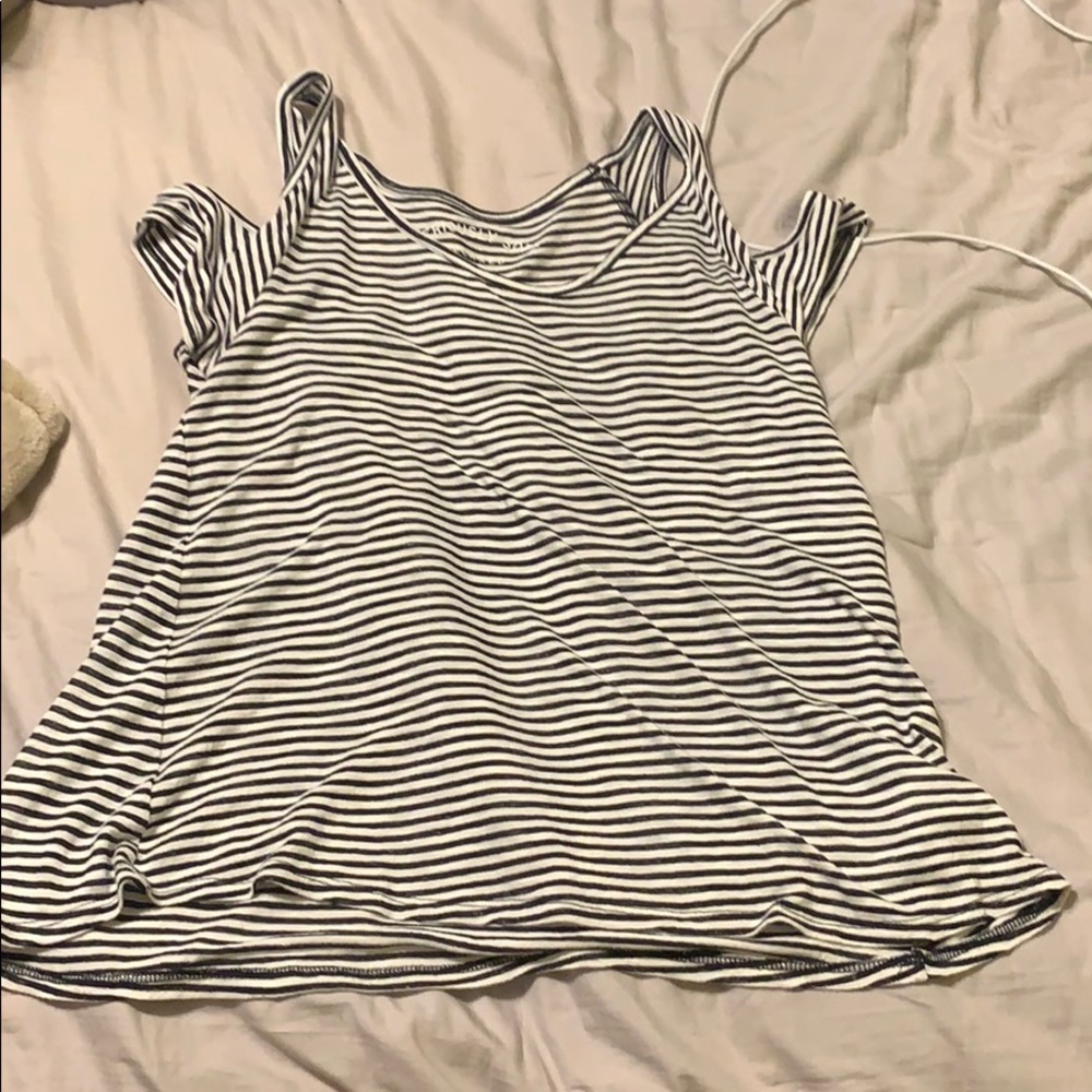 Cold shoulder shirt